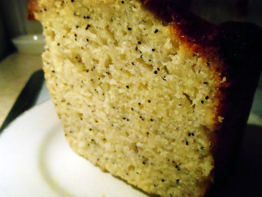 cake-lemon poppy seeds.jpg