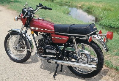 1974-yamaha-rd350-1.jpg