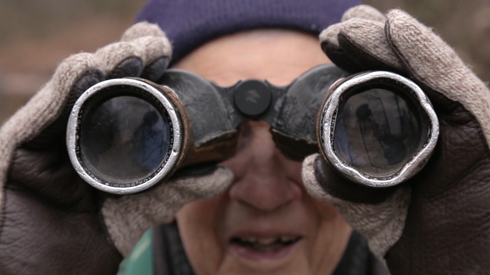 The binoculars of Chandler Robbins.jpg