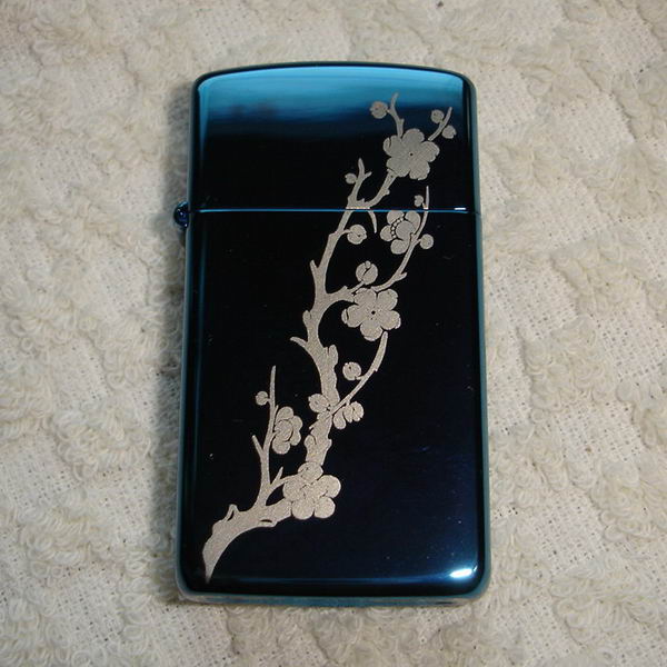 [ͼ]"zippo"ղأݲϳʵУ