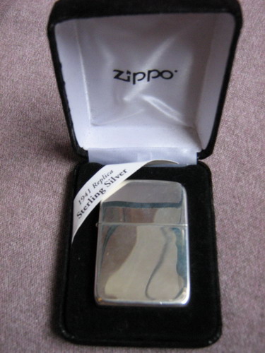 [ͼ]"zippo"ղأݲϳʵУ